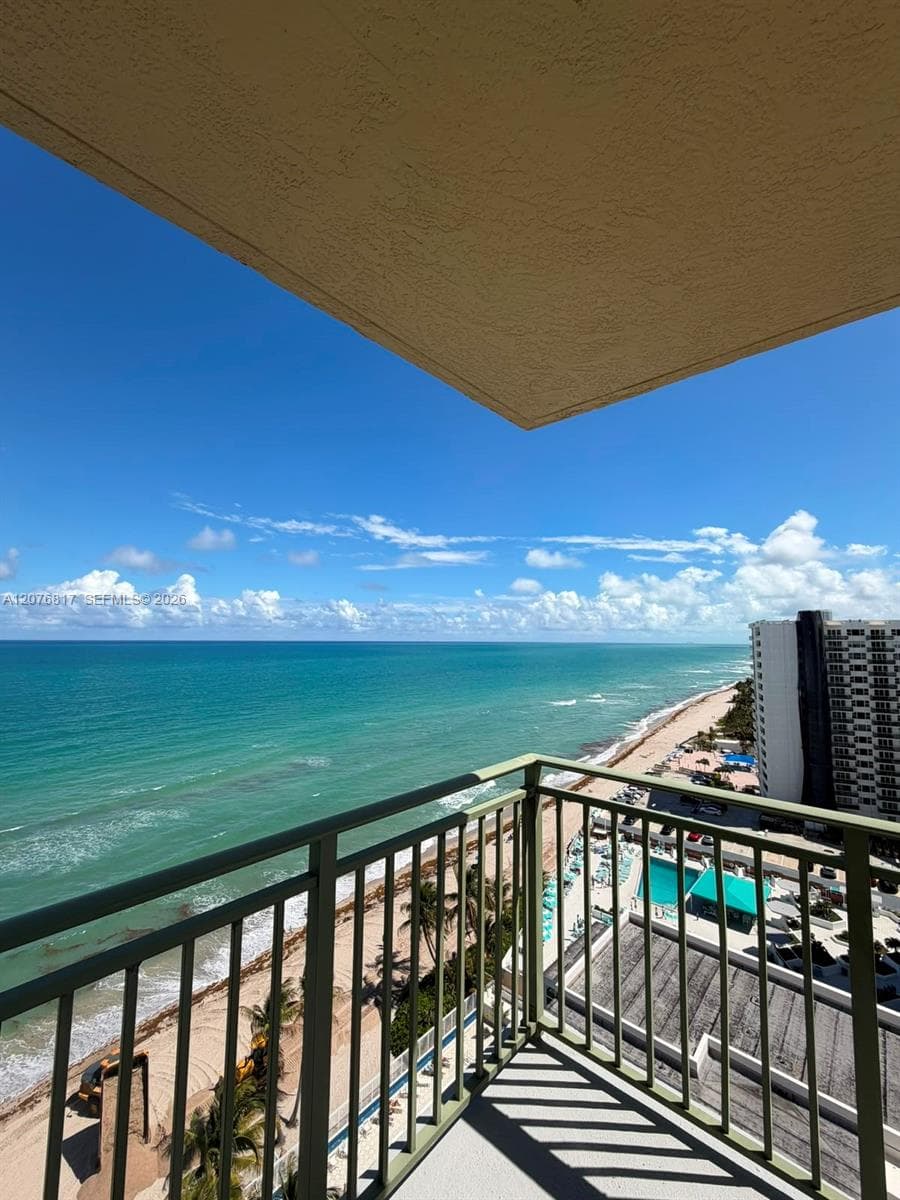 2080 OCEAN DRIVE CONDO · #1611 in Hallandale Beach - Photo 29