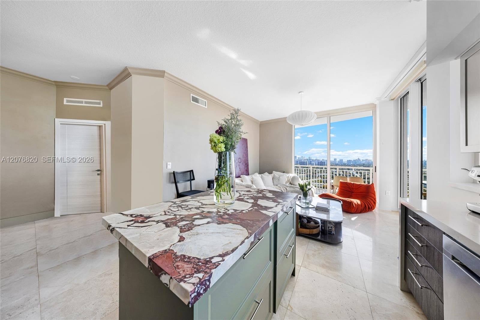 DUO CONDOMINIUM WEST · #2407W in Hallandale Beach - Photo 2