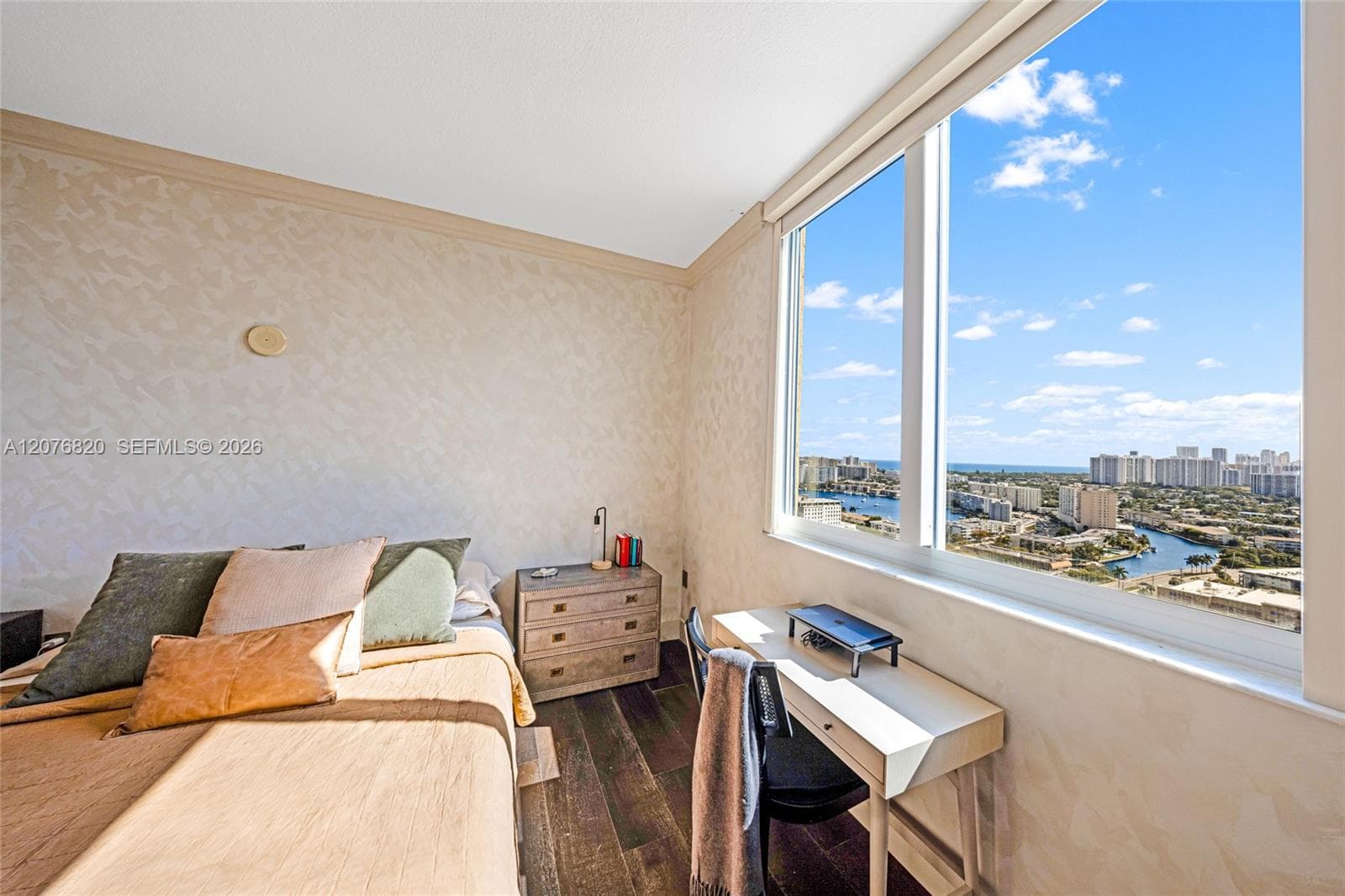 DUO CONDOMINIUM WEST · #2407W in Hallandale Beach - Photo 14