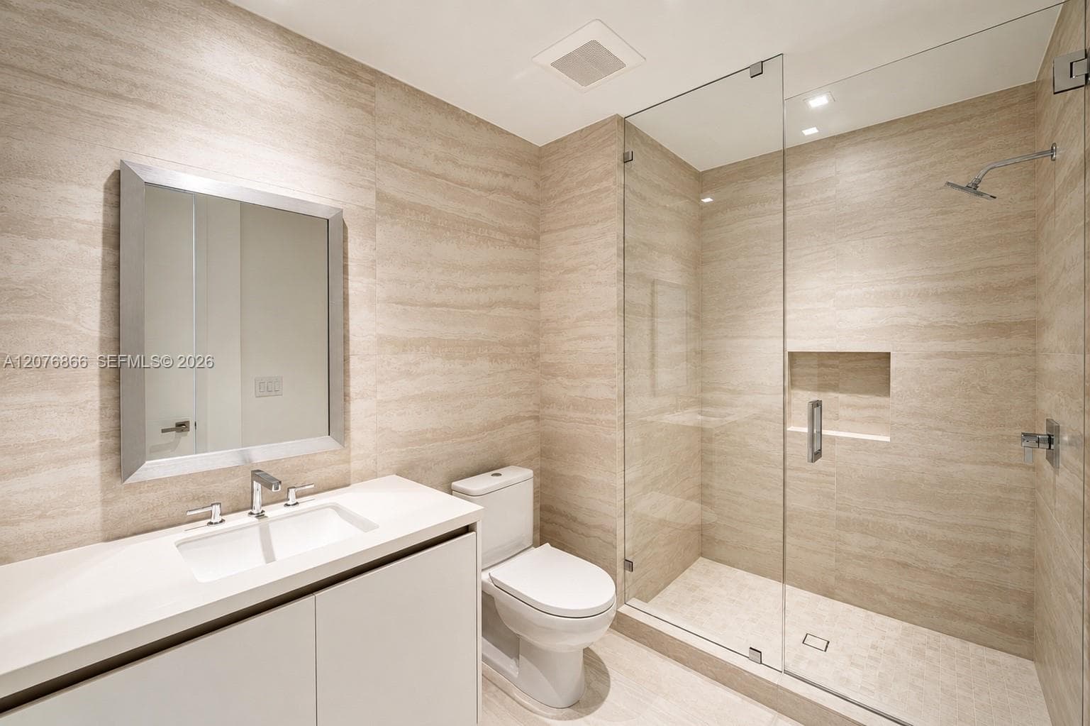 Alba Palm Beach · #1104 in Palm Beach - Photo 12