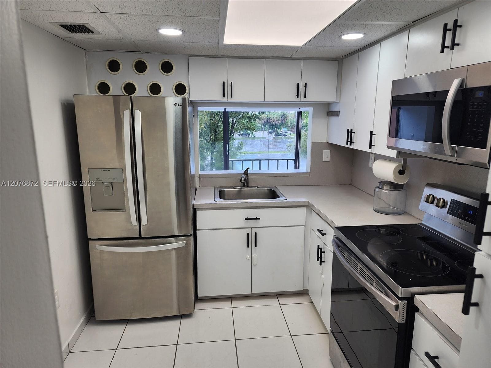 Verailles 9400 · #309 in Miami - Photo 8