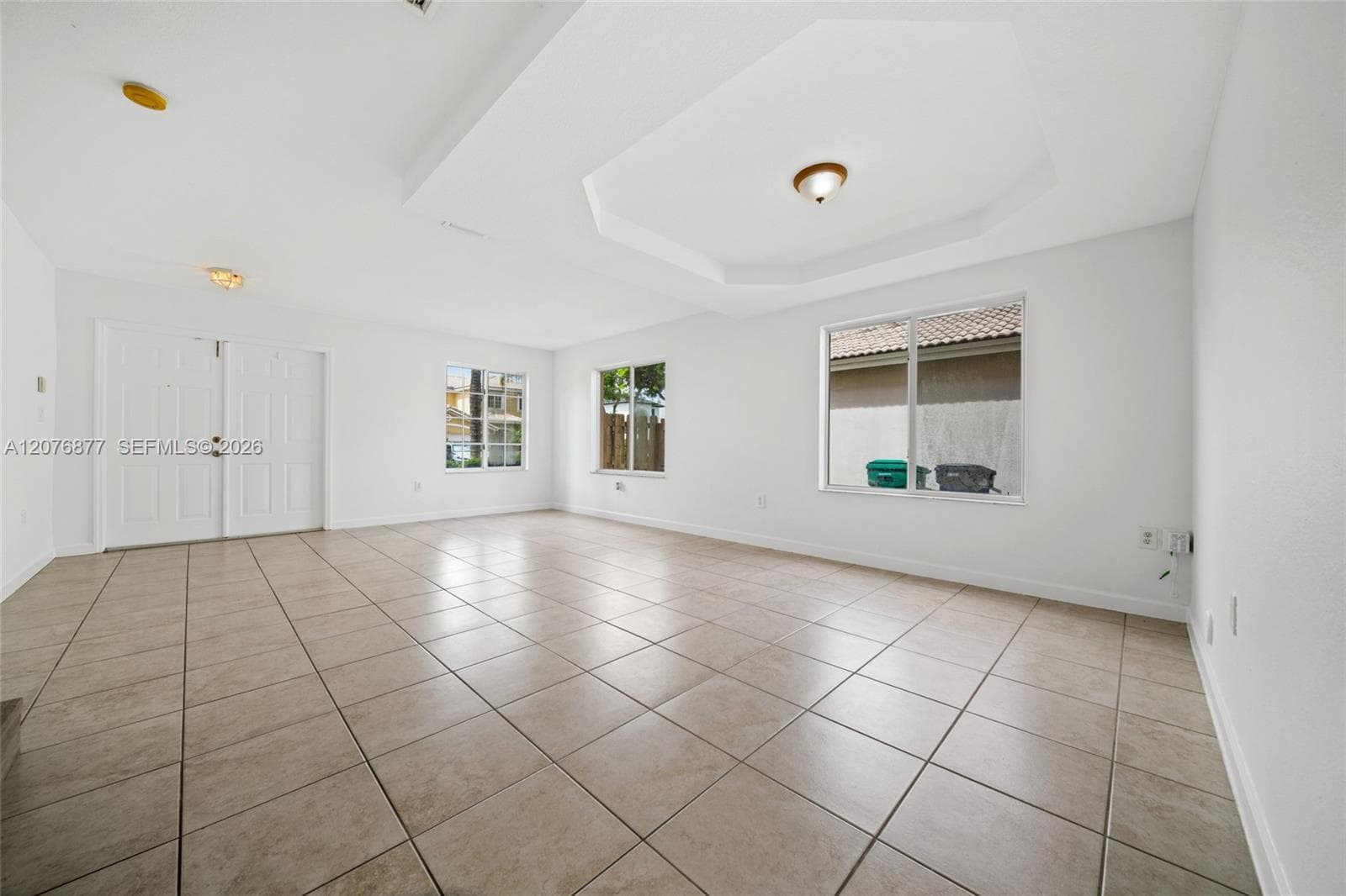 14041 SW 155th Ct photo 4