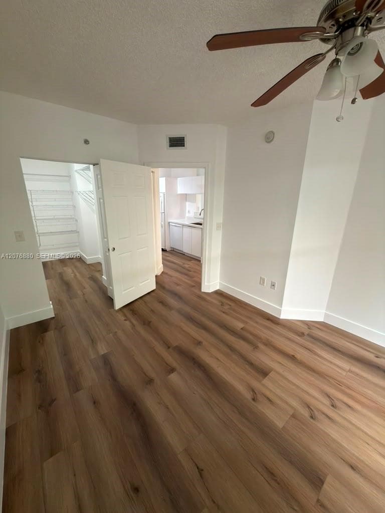 Porto Bellagio · #4202 in Sunny Isles Beach - Photo 13