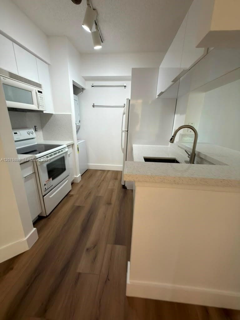 Porto Bellagio · #4202 in Sunny Isles Beach - Photo 20