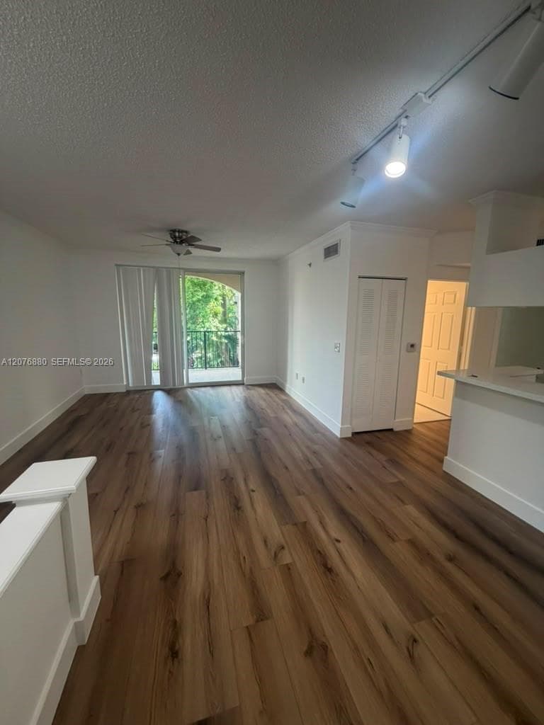 Porto Bellagio · #4202 in Sunny Isles Beach - Photo 24