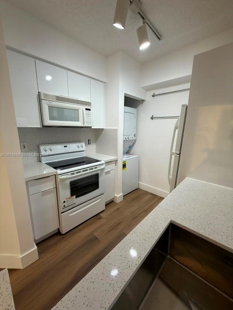 Porto Bellagio · #4202 in Sunny Isles Beach - Photo 18