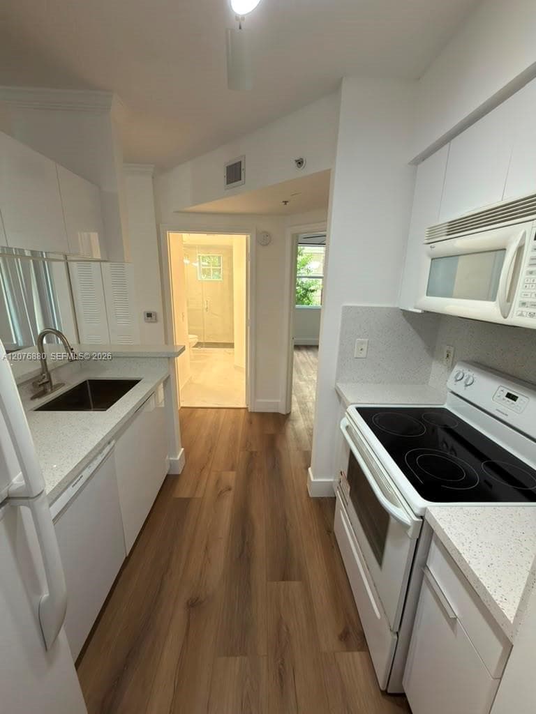 Porto Bellagio · #4202 in Sunny Isles Beach - Photo 4