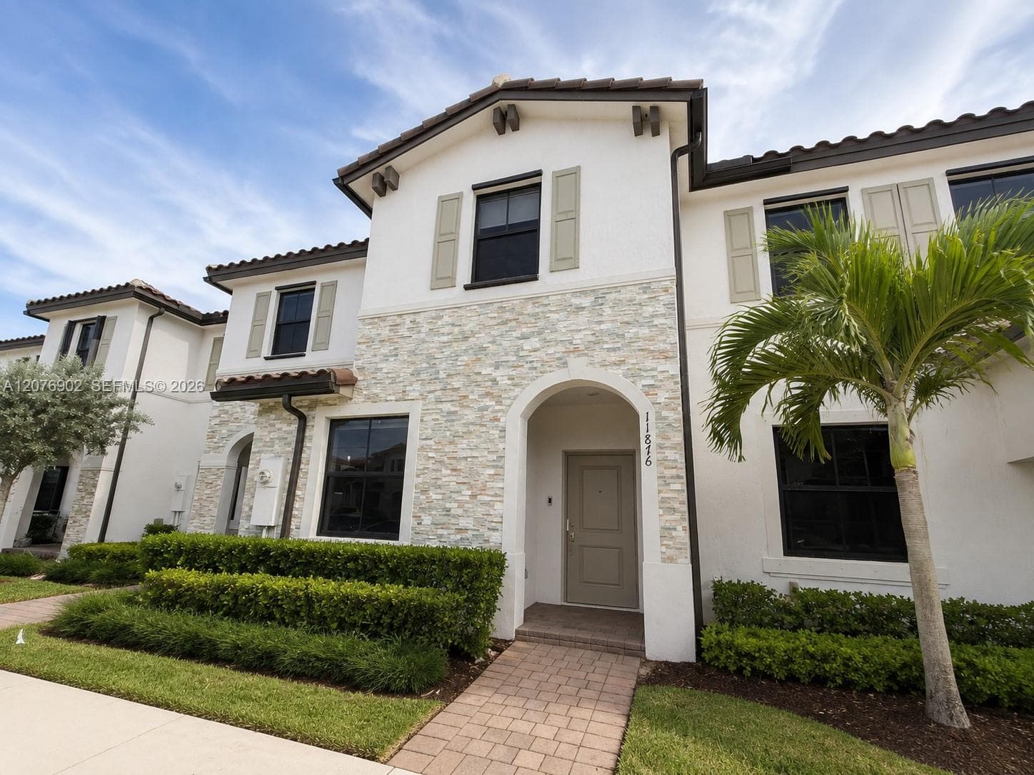11876 SW 245th Ter #11876 photo 1