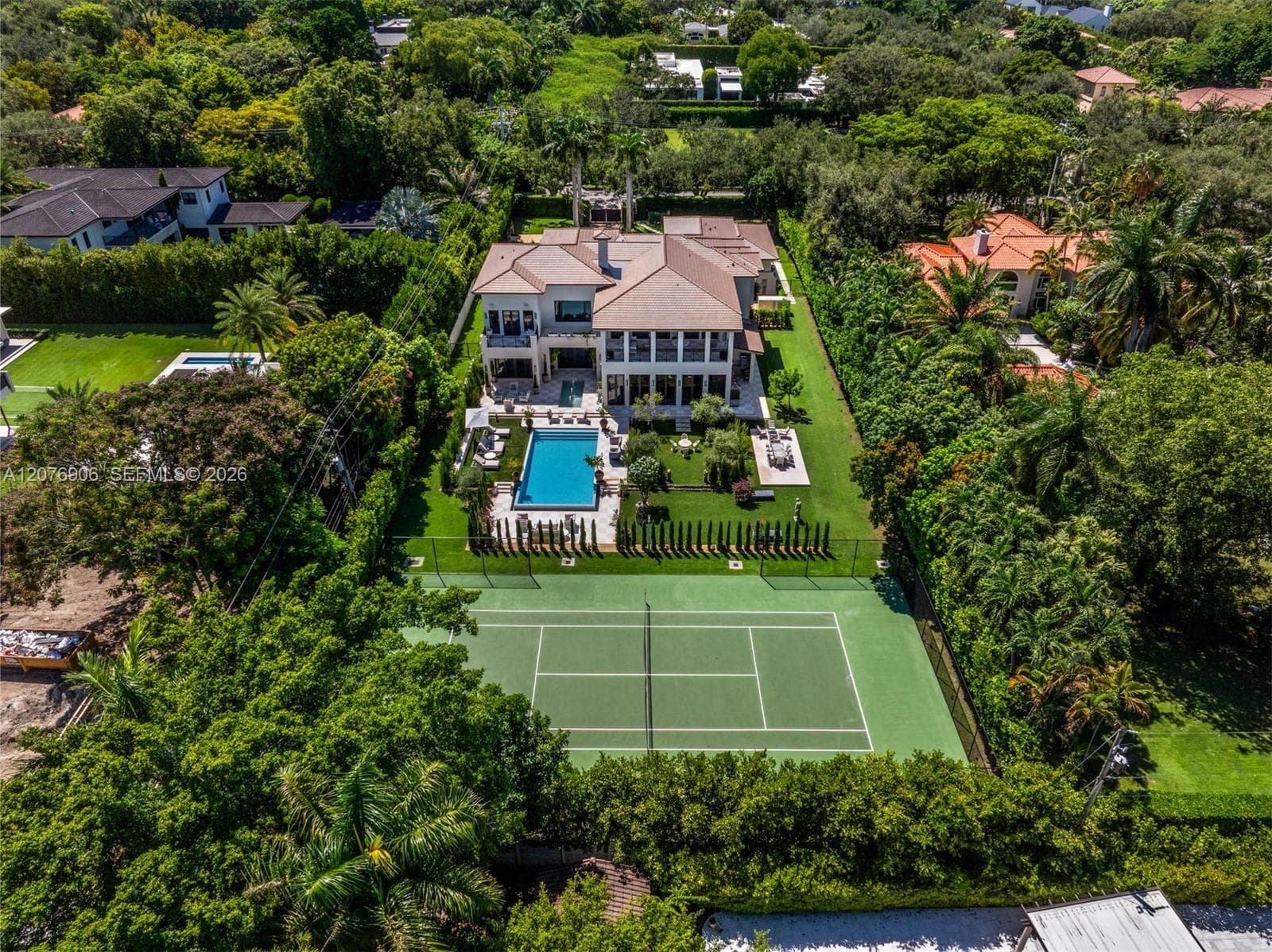 8345 Ponce De Leon Rd photo 29