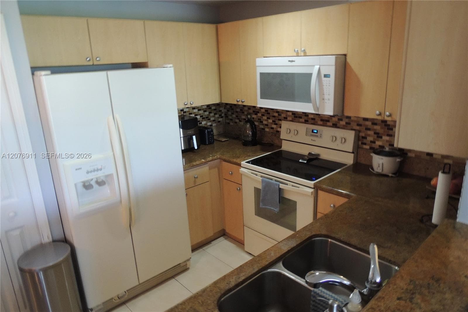 THE COURTS AT DORAL ISLES · #1336 in Doral - Photo 2