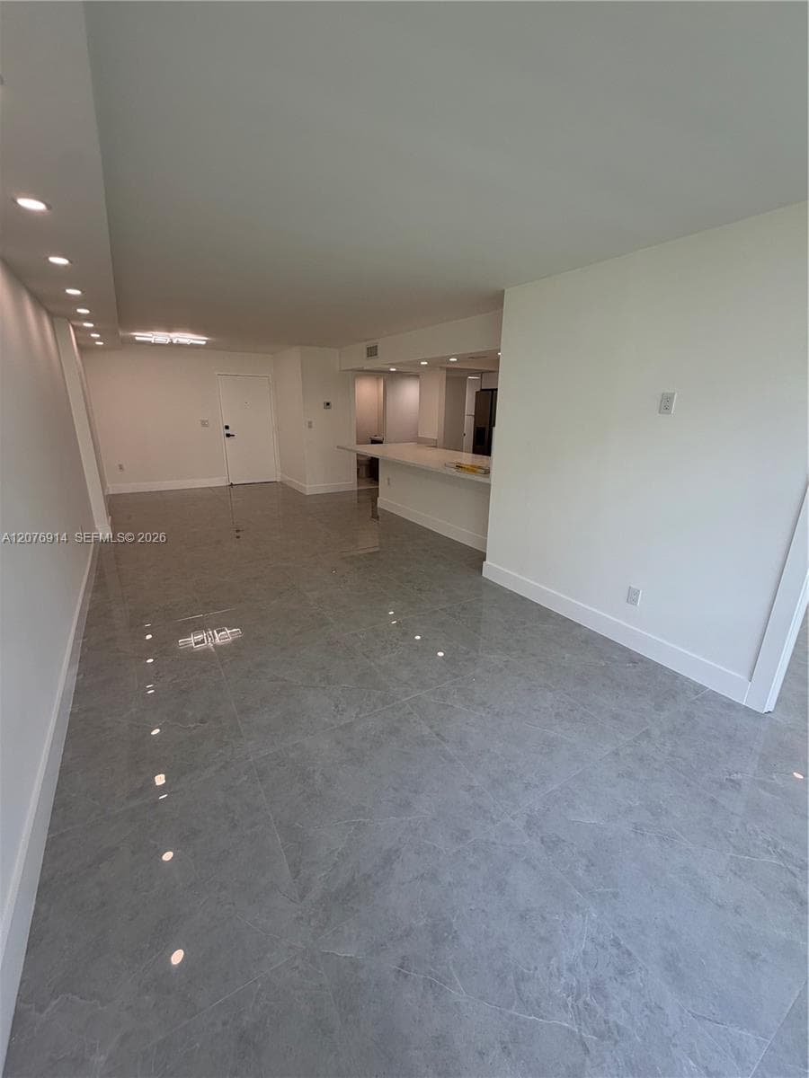 DESOTO PARK CONDO · #103 in Hallandale Beach - Photo 30