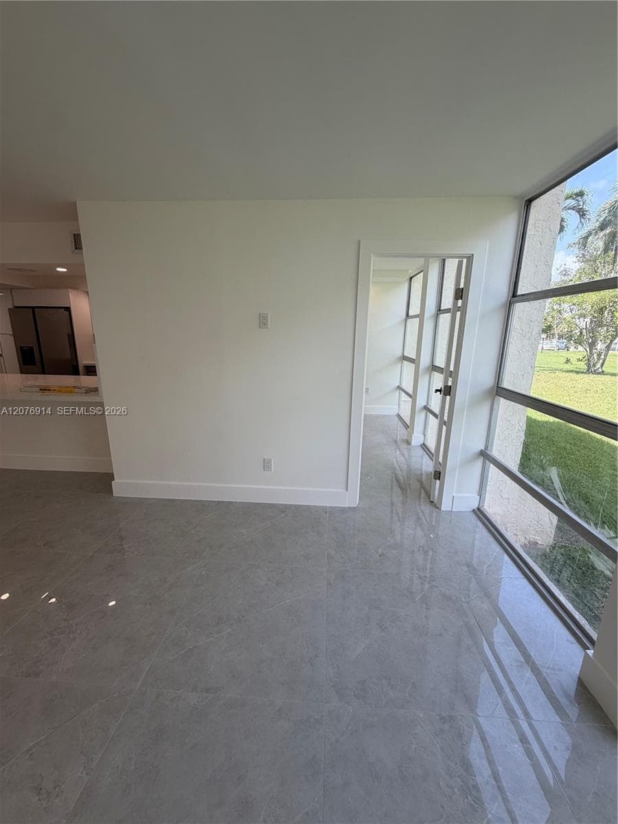 DESOTO PARK CONDO · #103 in Hallandale Beach - Photo 29