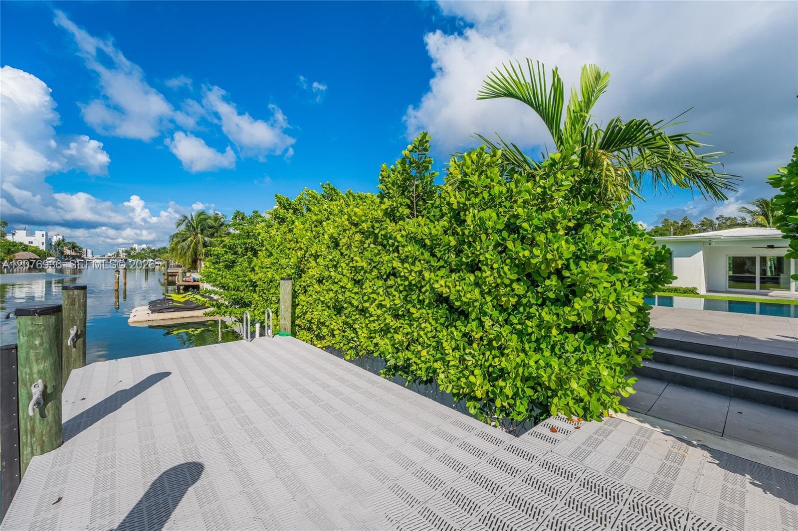 740 S Shore Dr photo 25