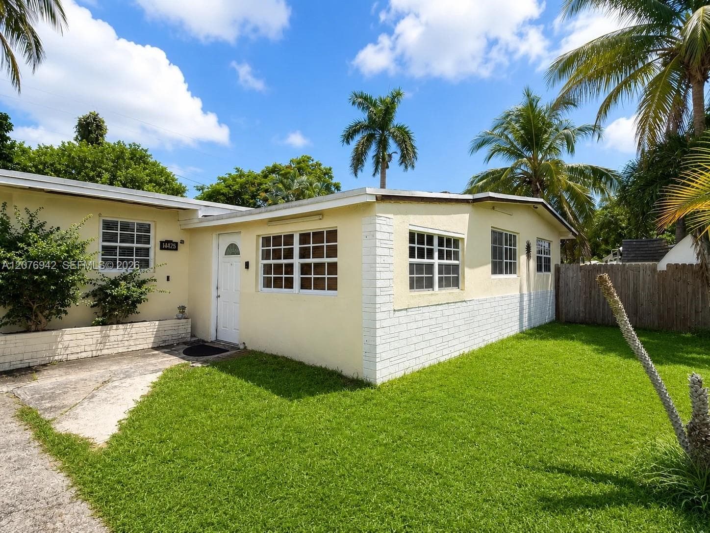 15465 SW 298th Ter photo 2