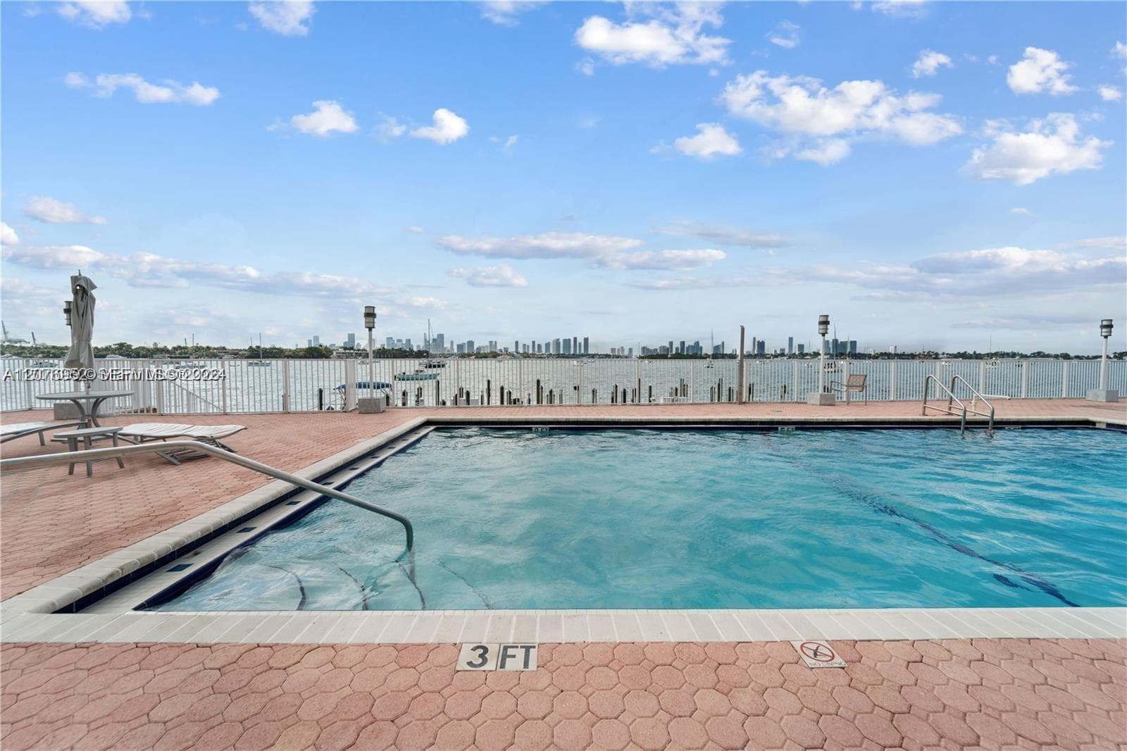 BAYVIEW TERR CONDO · #1006 in Miami Beach - Photo 17