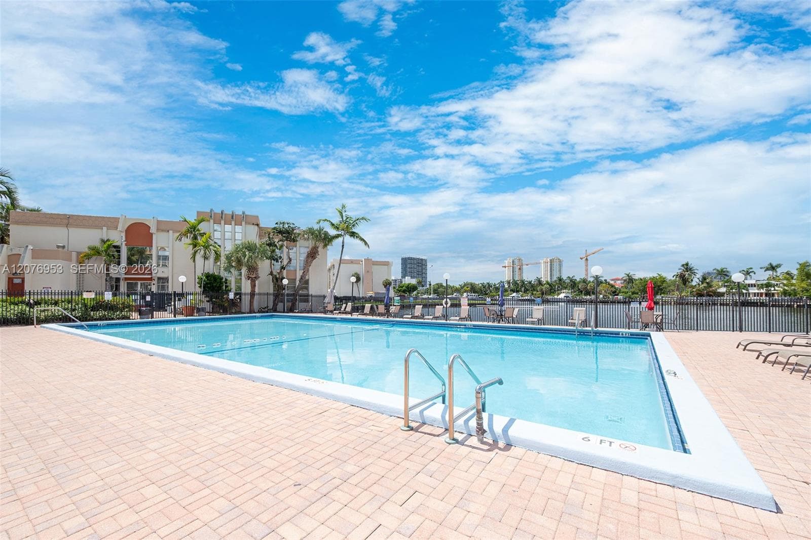 DESOTO PARK CONDO · #102 in Hallandale Beach - Photo 26