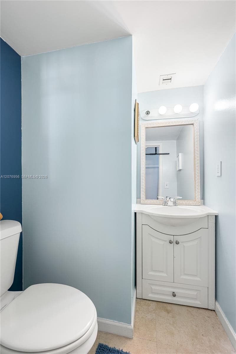 Bayview Towers Condo · #A1509 in North Miami - Photo 21
