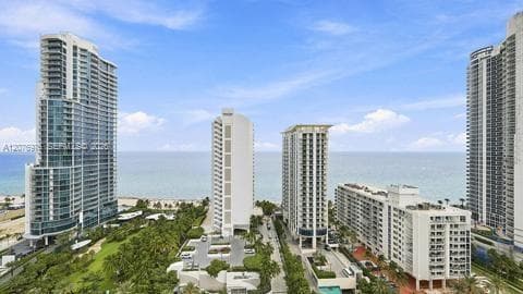 WINSTON TOWERS · #2401 in Sunny Isles Beach - Photo 43