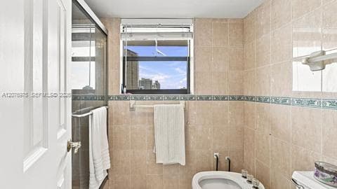 WINSTON TOWERS · #2401 in Sunny Isles Beach - Photo 12