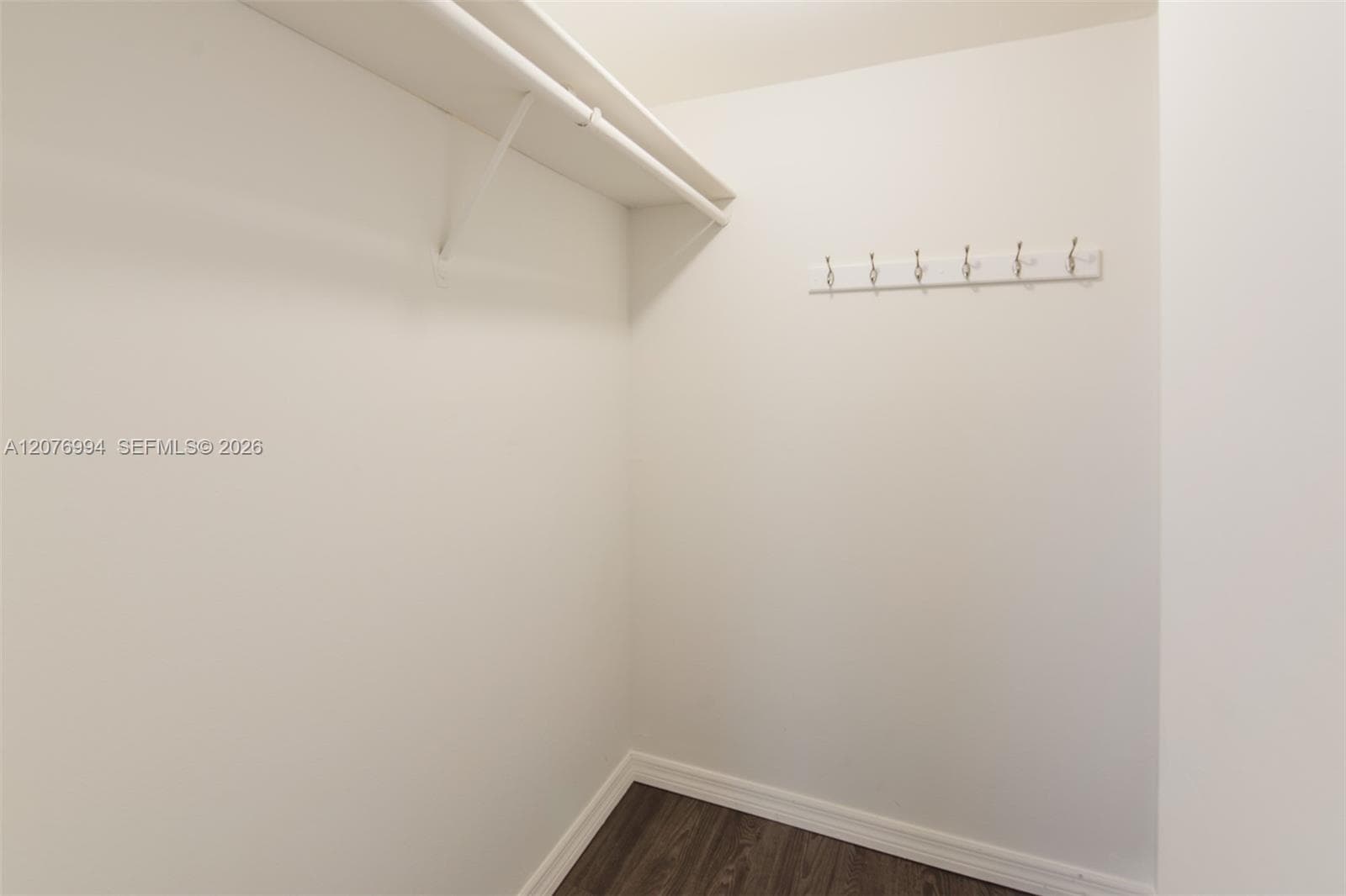 BISCAYA III CONDO · #406 in Aventura - Photo 16