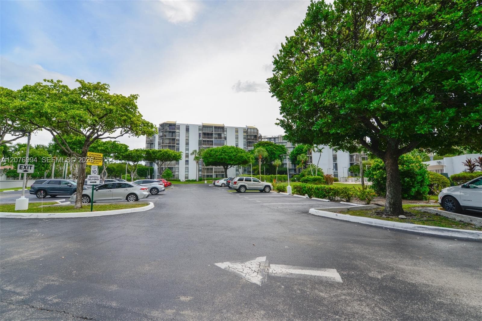 BISCAYA III CONDO · #406 in Aventura - Photo 38