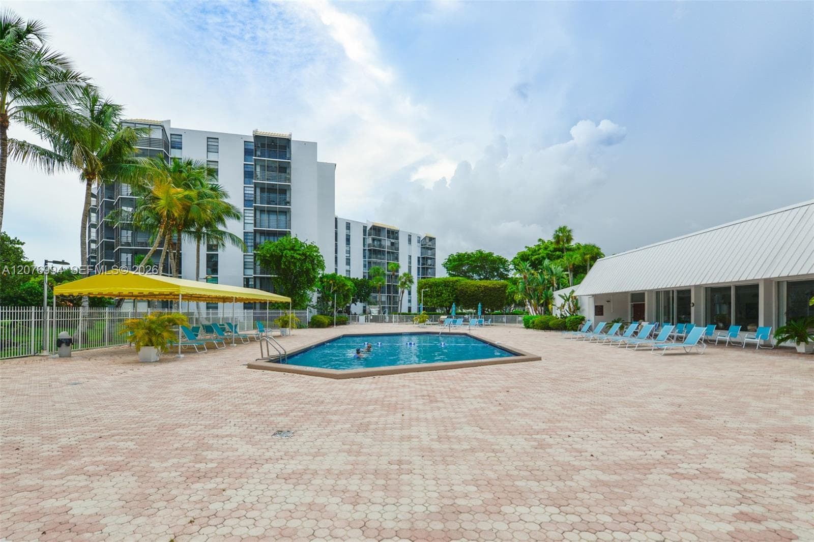 BISCAYA III CONDO · #406 in Aventura - Photo 31