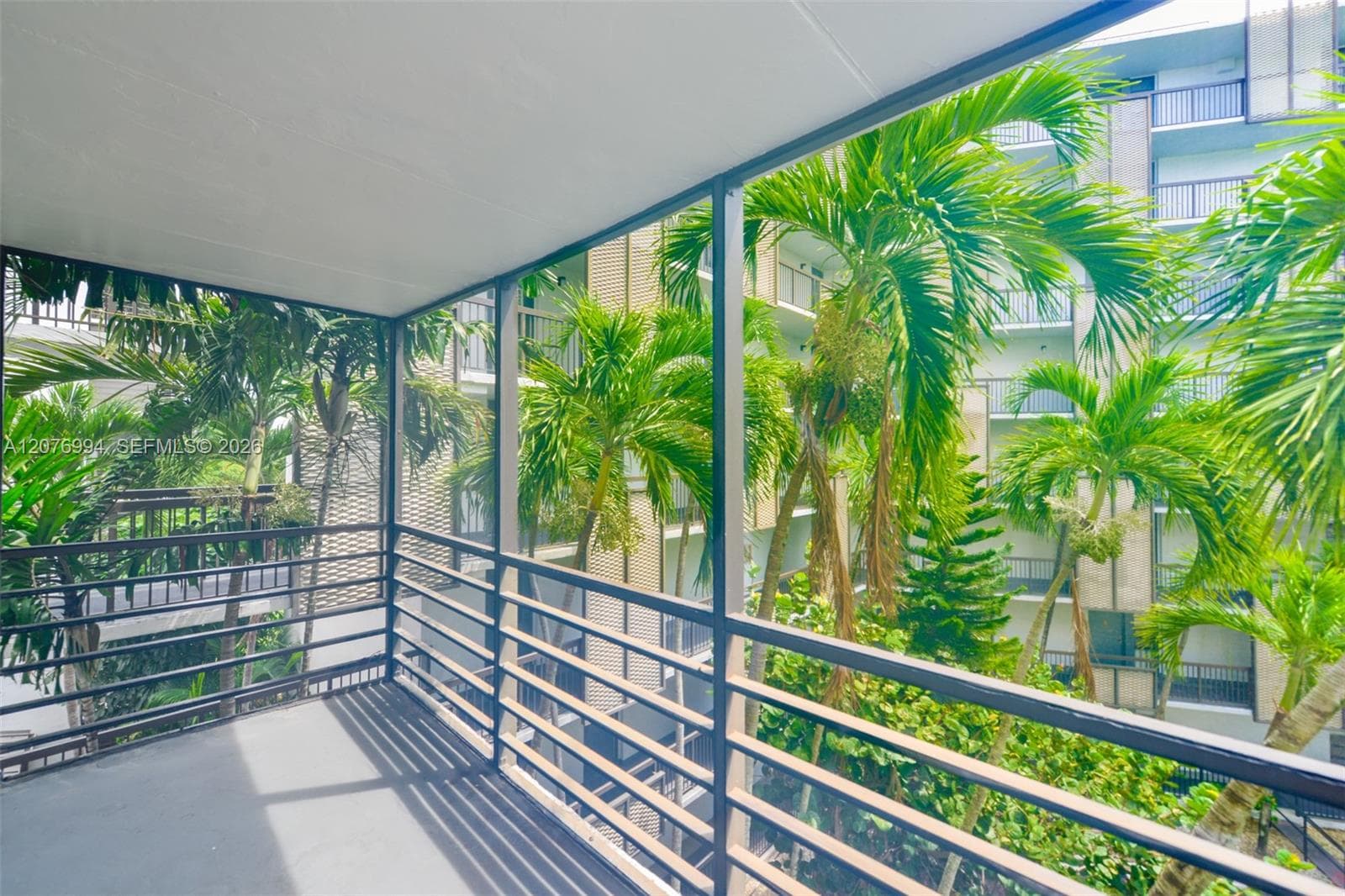 BISCAYA III CONDO · #406 in Aventura - Photo 21