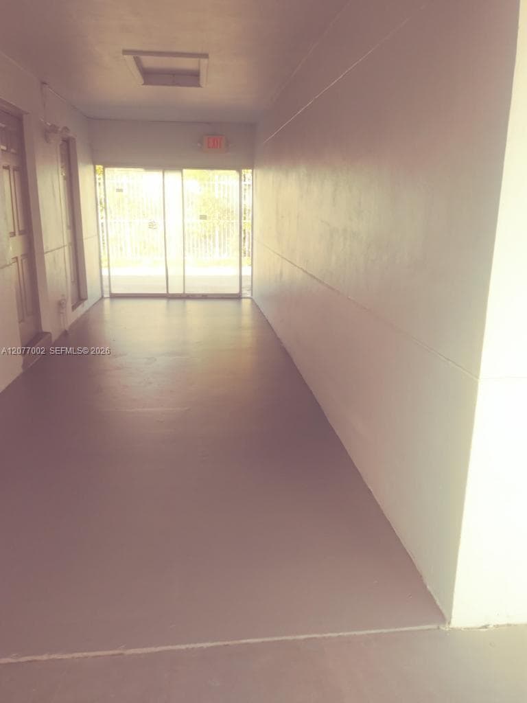 HOLLYWOOD LITTLE RANCHES · #7 in Hollywood - Photo 6