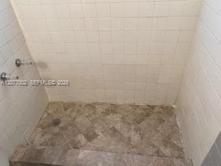 HOLLYWOOD LITTLE RANCHES · #7 in Hollywood - Photo 13