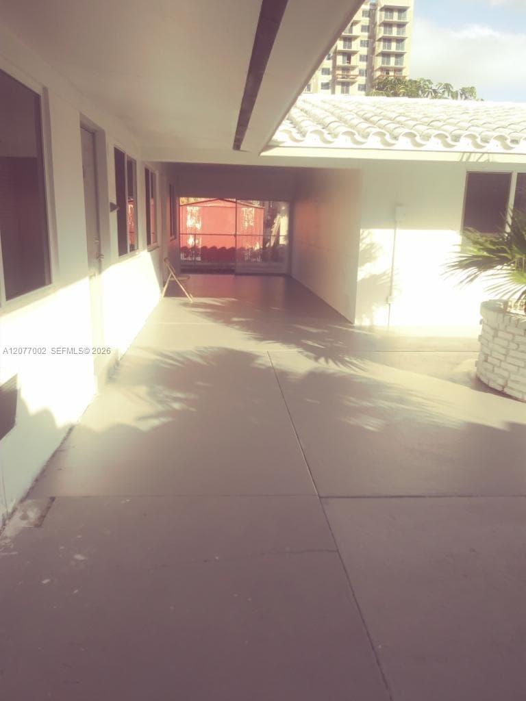 HOLLYWOOD LITTLE RANCHES · #7 in Hollywood - Photo 5