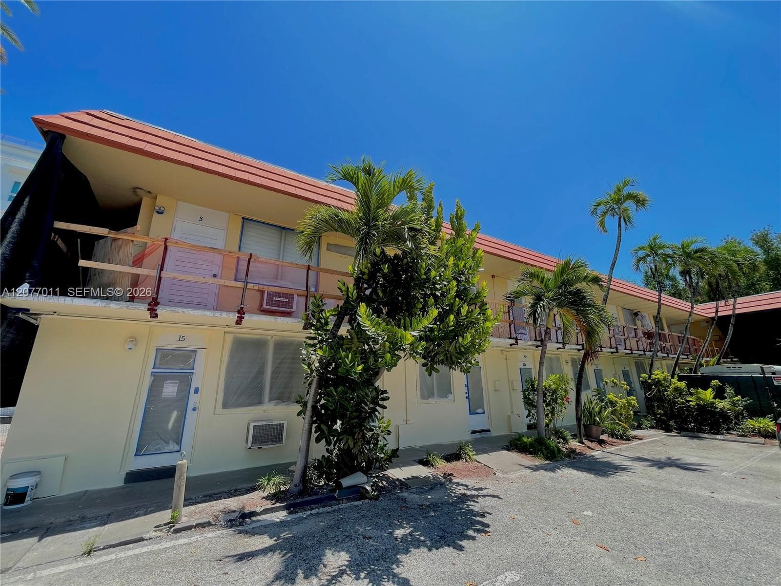 SOUTHERN STAR CONDO · #30 in Miami Beach - Photo 12