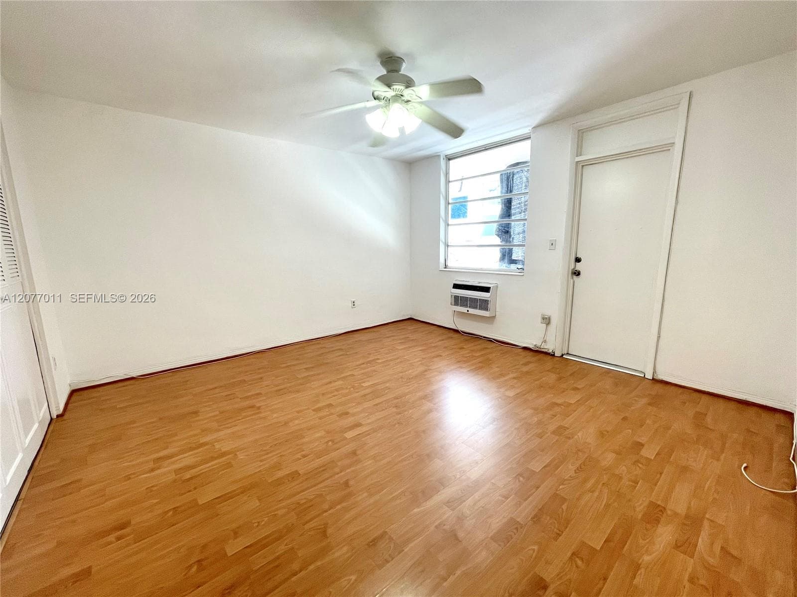 SOUTHERN STAR CONDO · #30 in Miami Beach - Photo 8