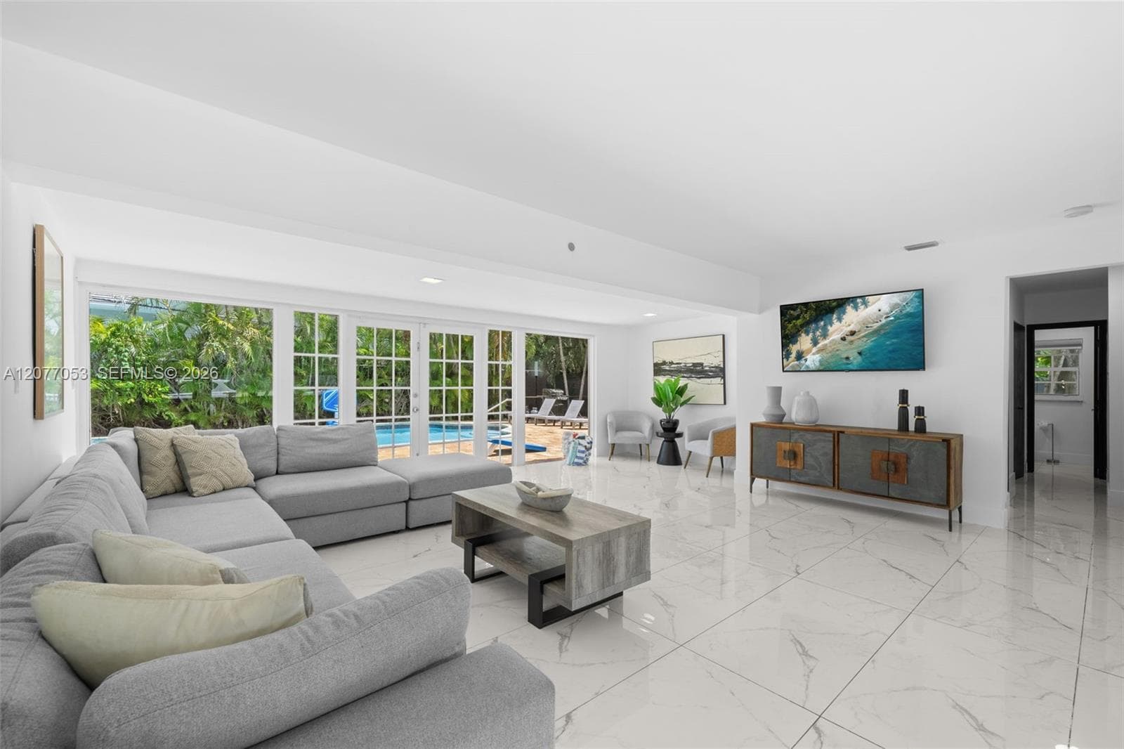 1308 Seabreeze Blvd photo 6