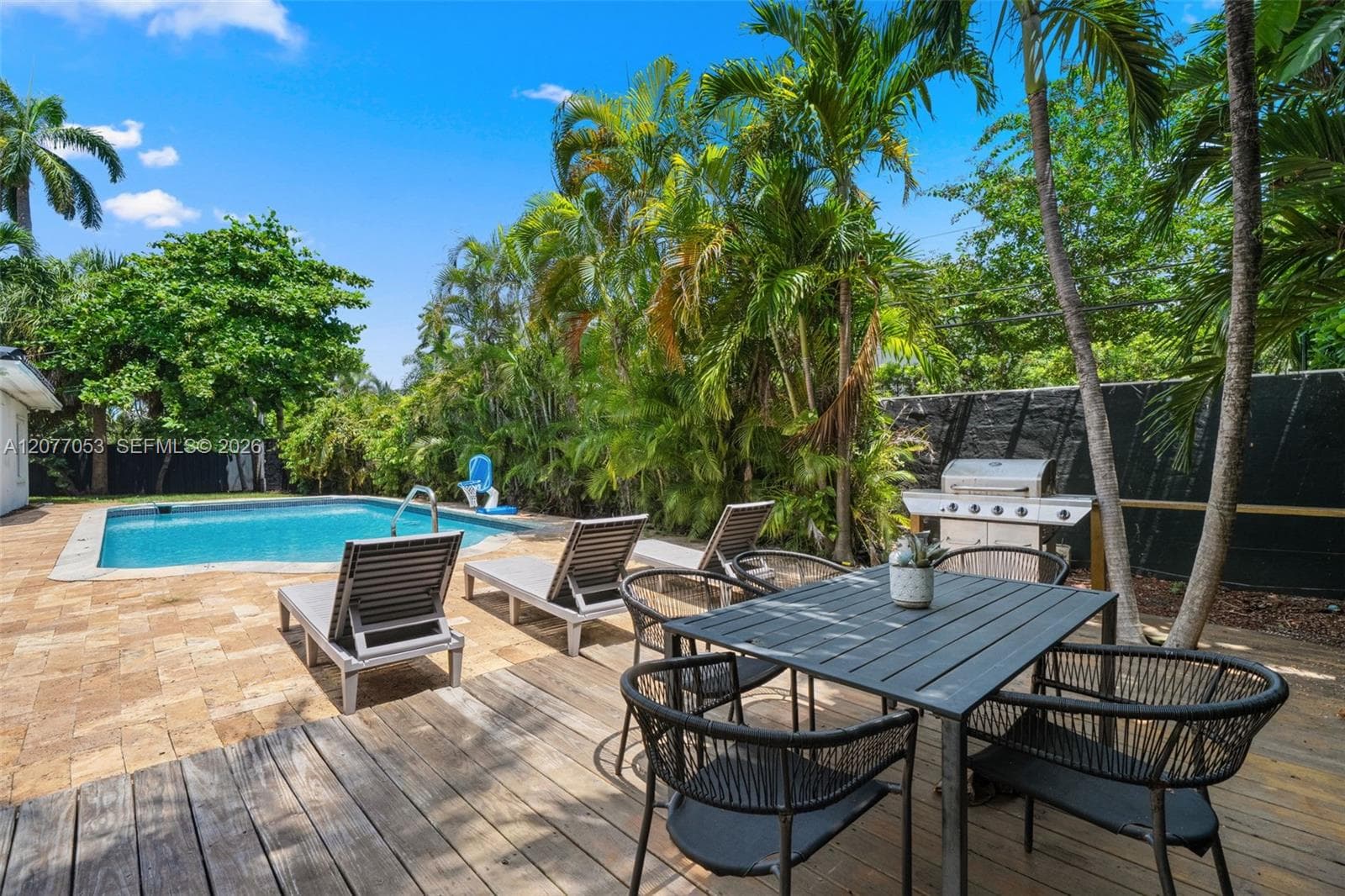 1308 Seabreeze Blvd photo 24