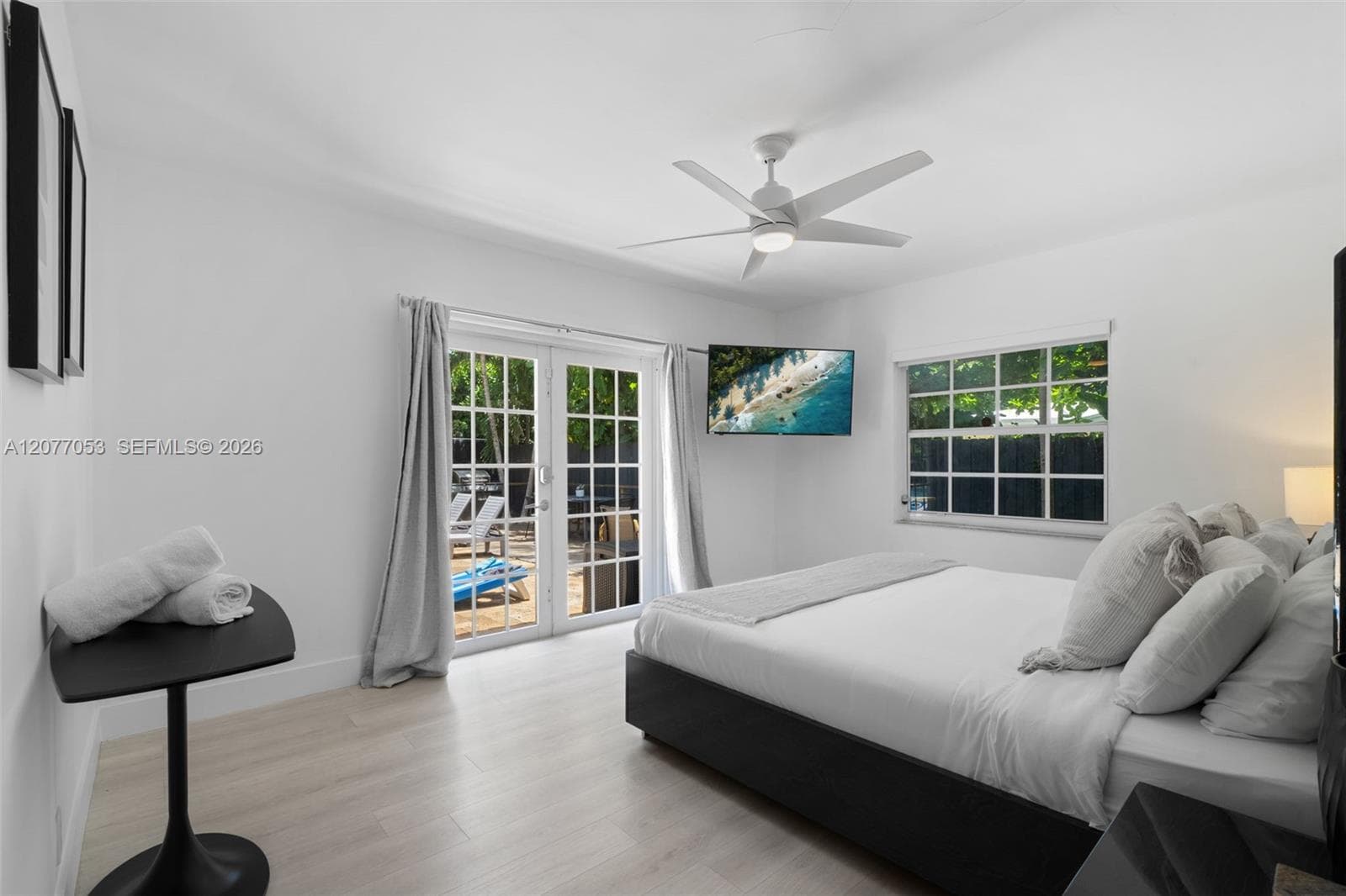 1308 Seabreeze Blvd photo 10