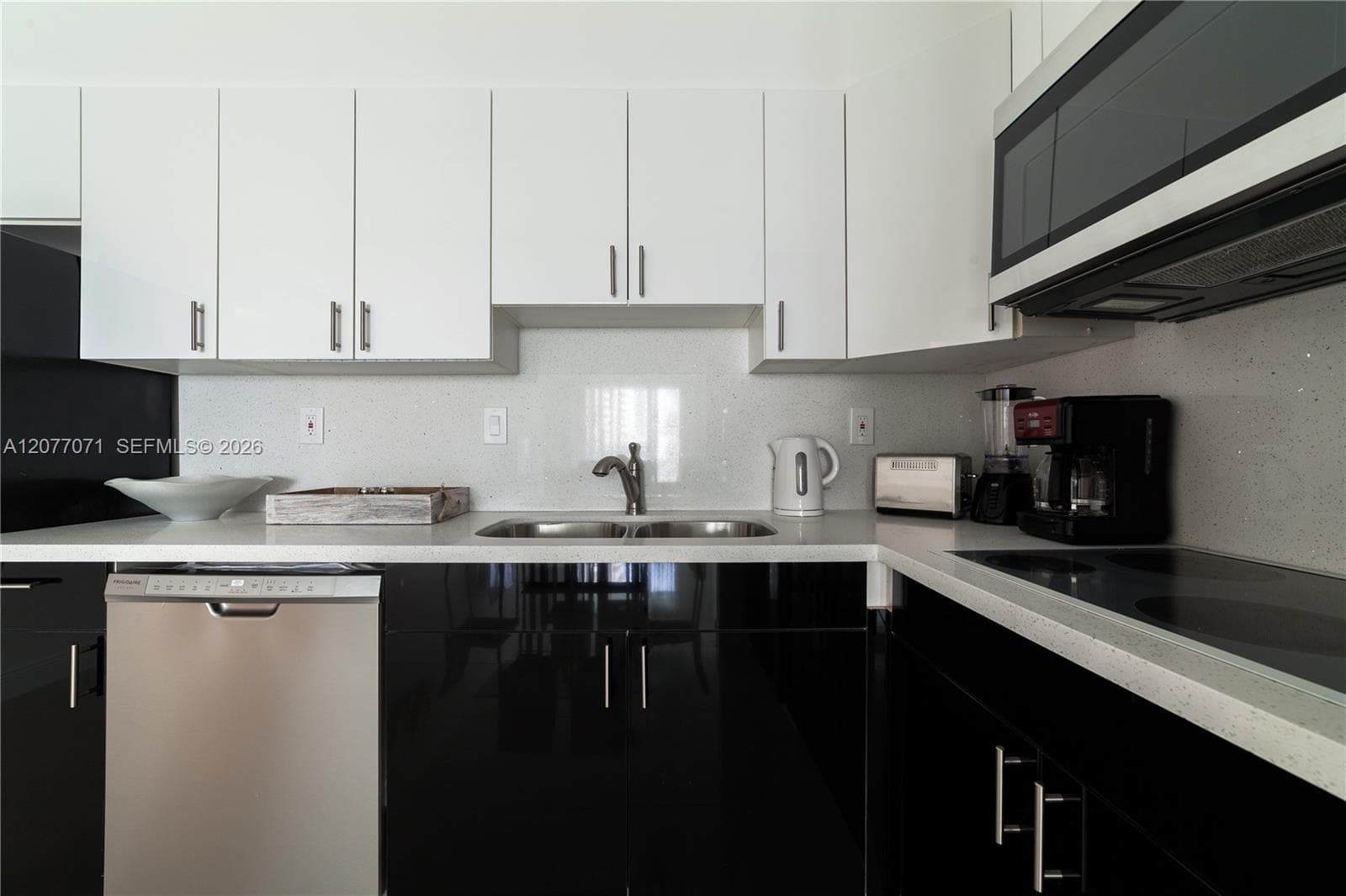 OCEANVIEW BUILDING A COND · #419 in Sunny Isles Beach - Photo 9