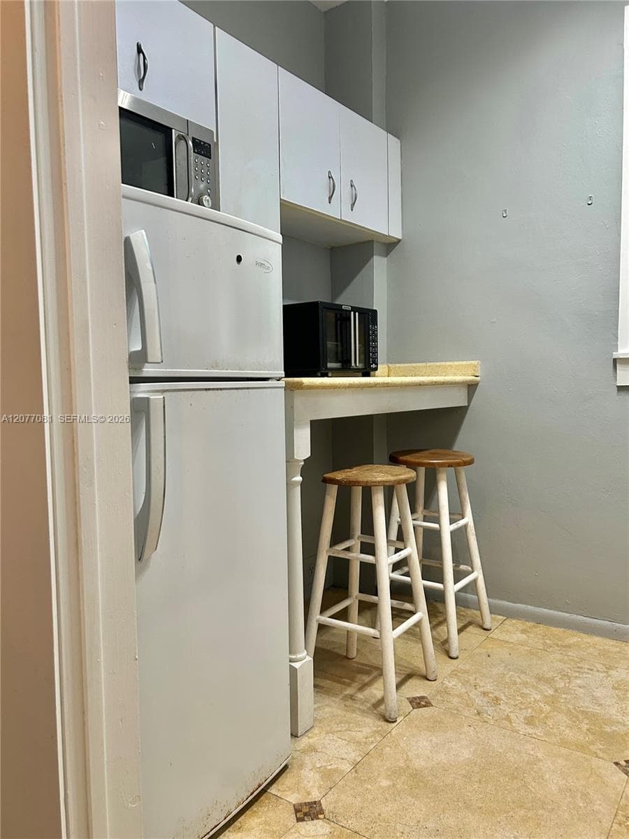 Everglades East condo · #107 in Miami Beach - Photo 9