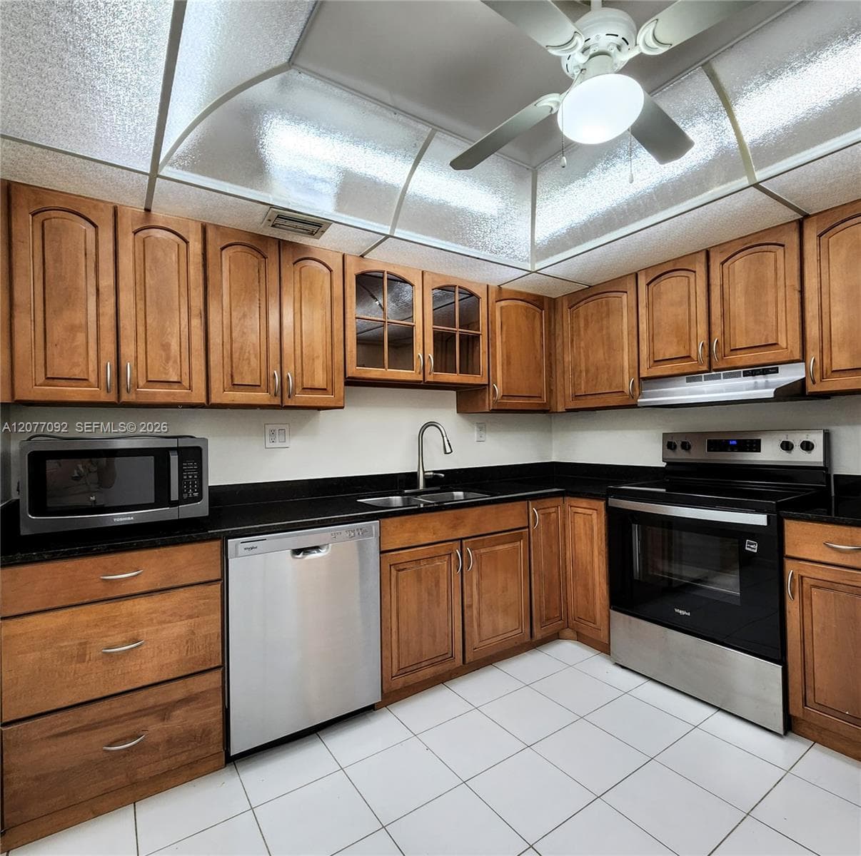 THE CLIPPER AT BISC COVE · #1707 in Aventura - Photo 3