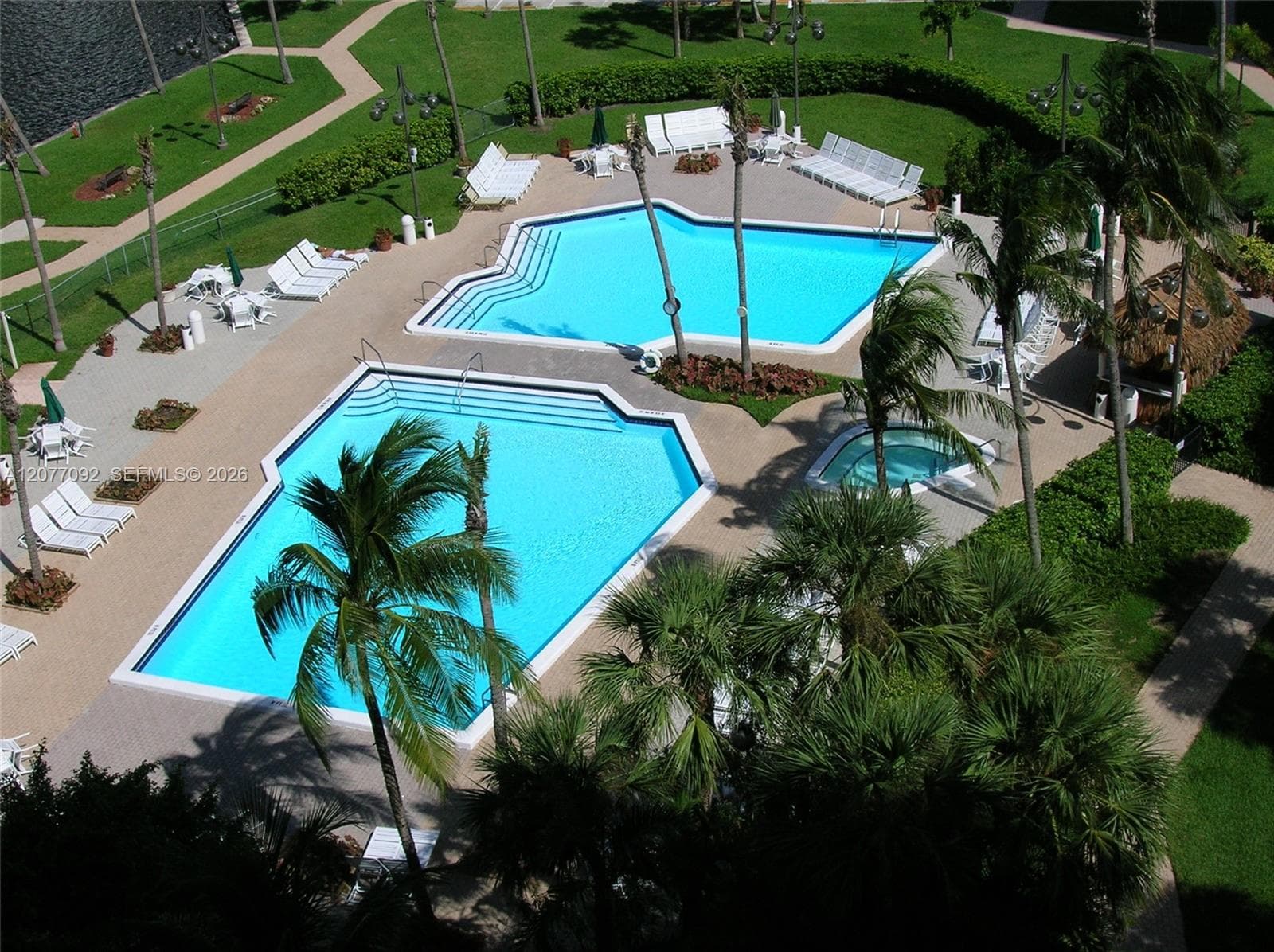 THE CLIPPER AT BISC COVE · #1707 in Aventura - Photo 35