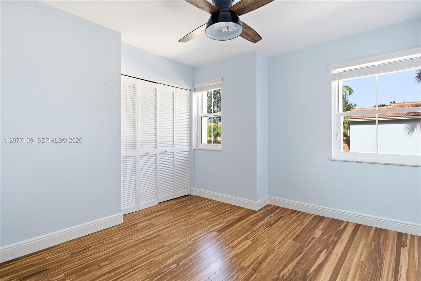 1880 Sweetbay Way photo 26