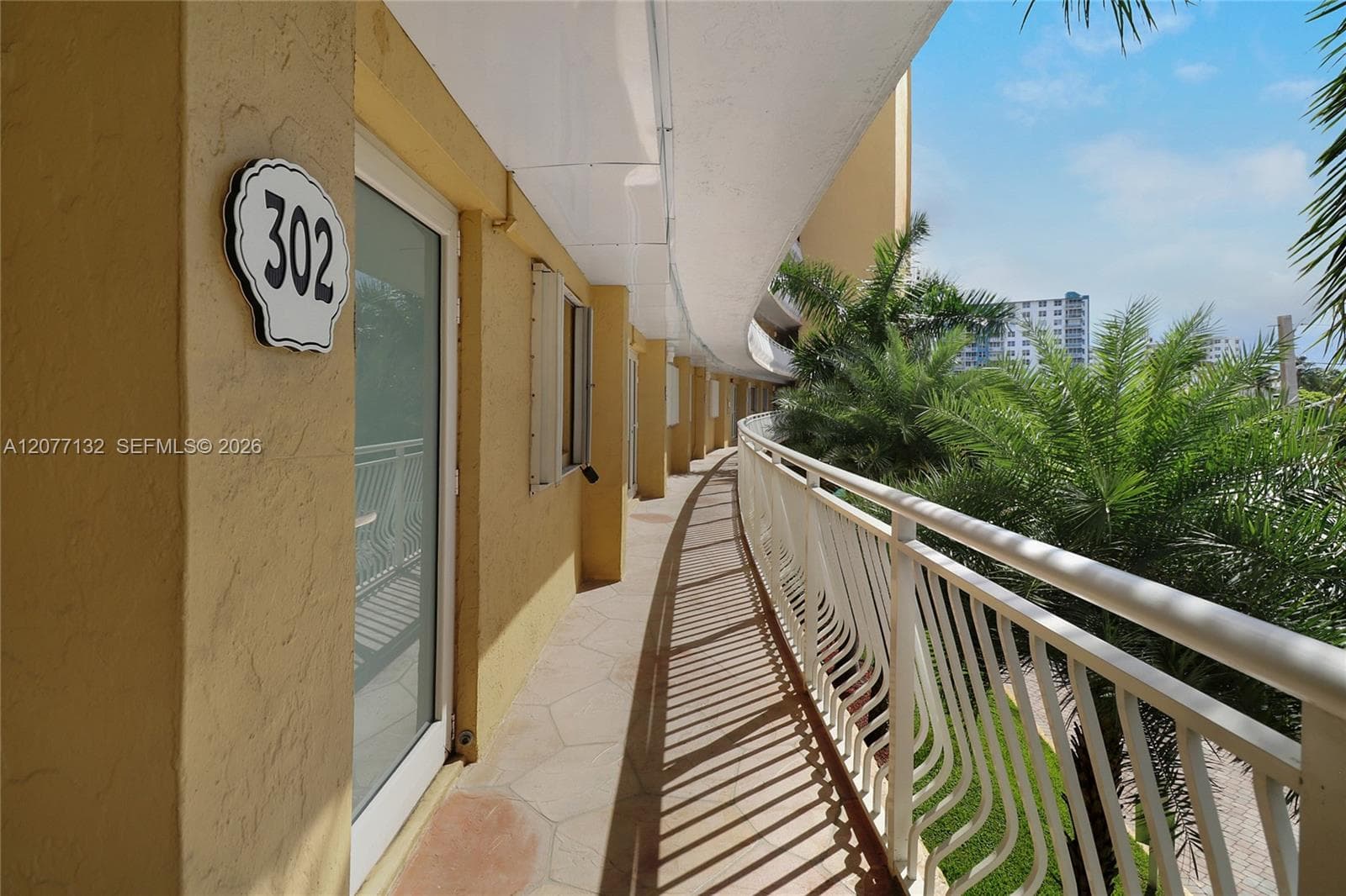 BERMUDA HOUSE · #302 in Pompano Beach - Photo 2