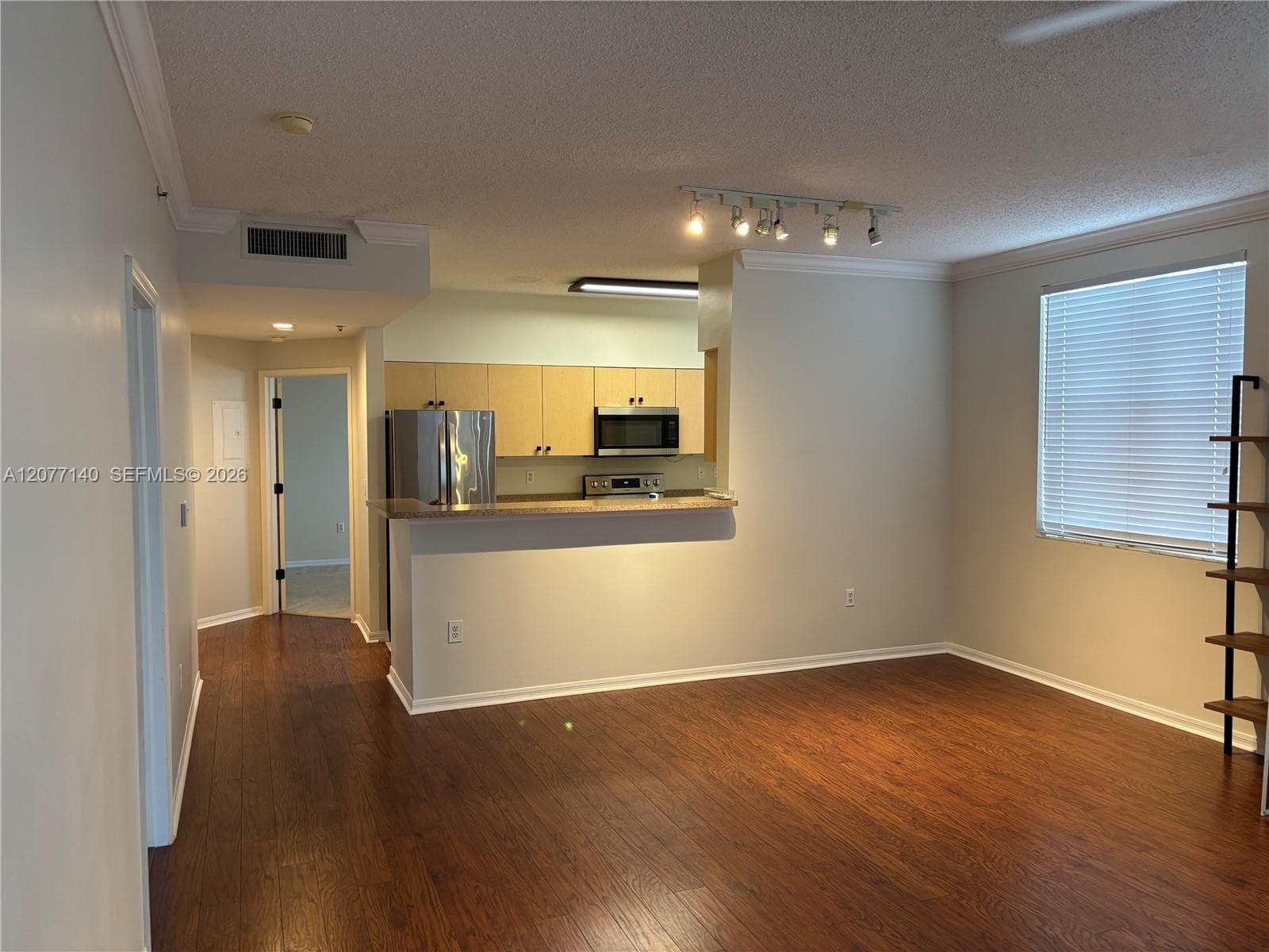 MONTECITO PALM BEACH COND · #301 in West Palm Beach - Photo 4