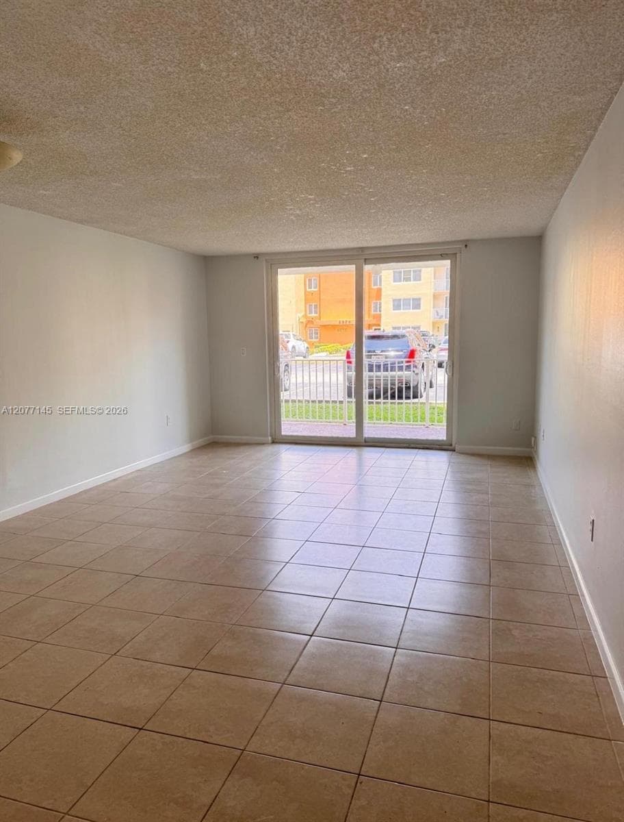 CORAL GATE EAST CONDO · #4-103 in Hialeah - Photo 5
