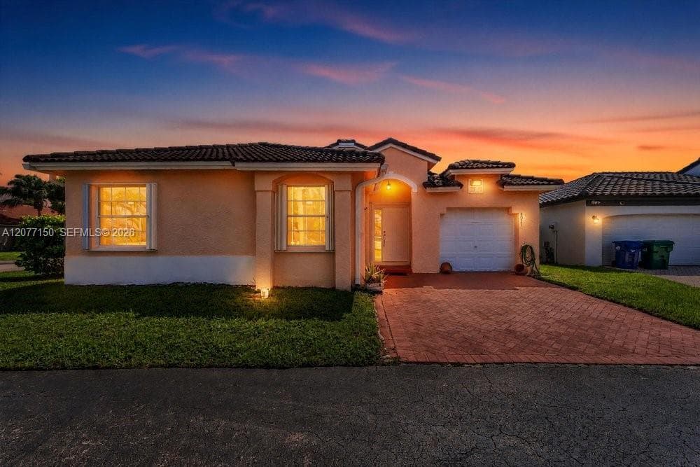 8021 SW 158th Pl photo 2