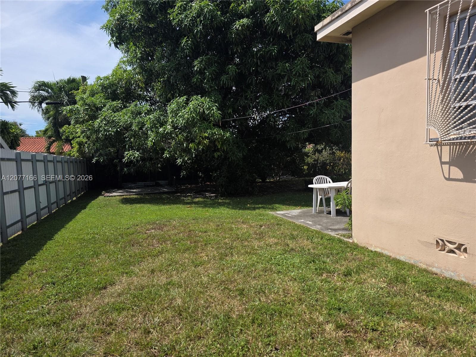 3070 NW 6th St photo 22