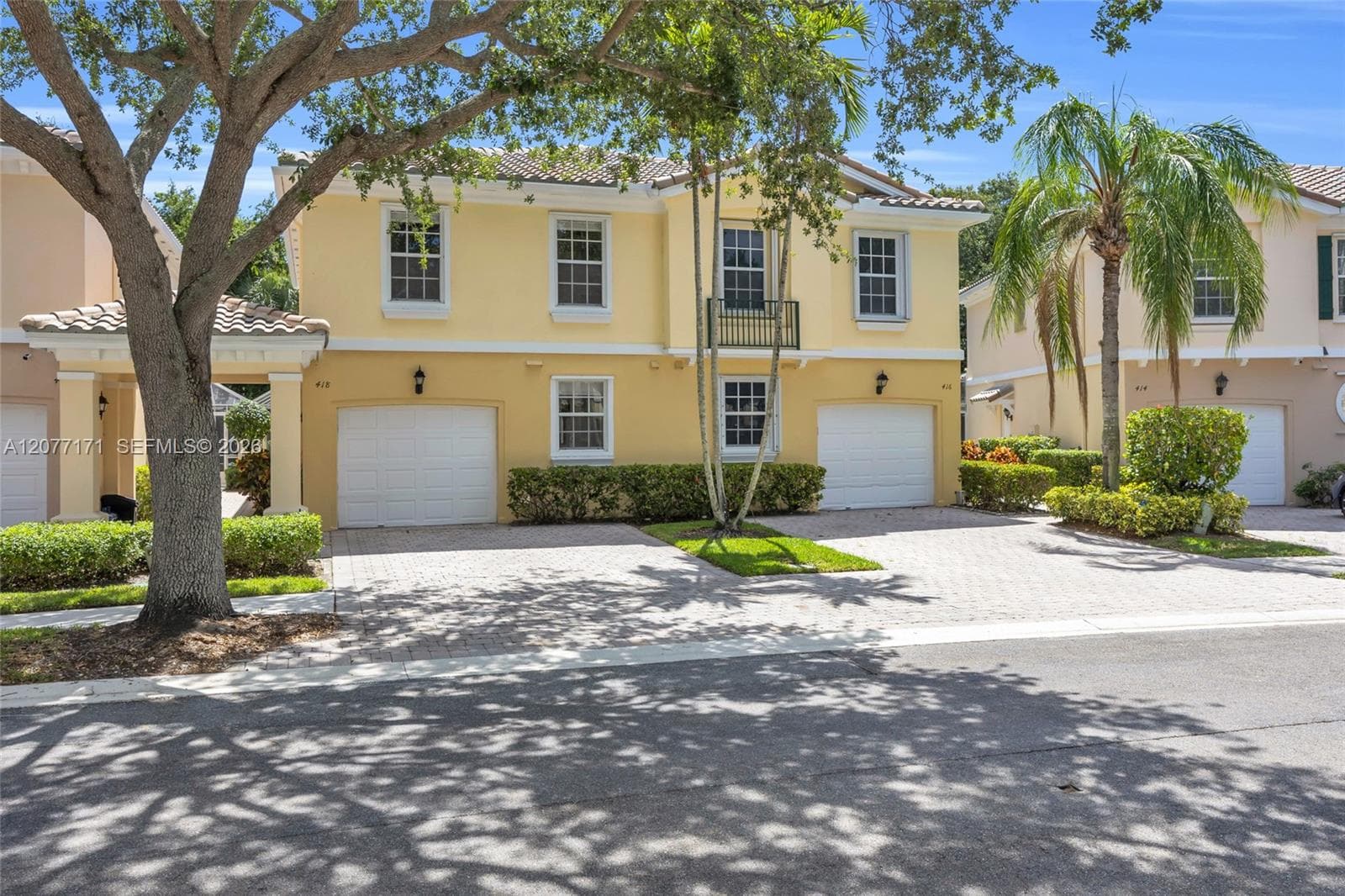 418 Capistrano Dr photo 1