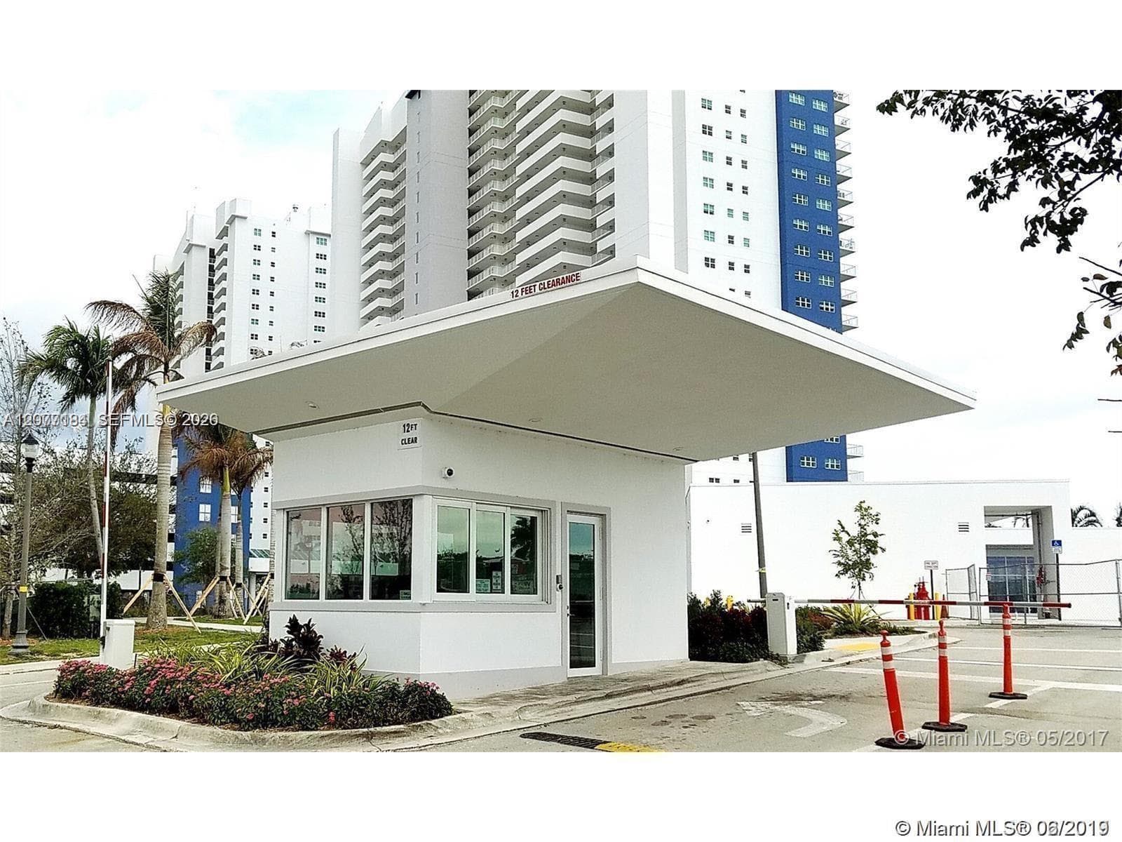 151 AT BISCAYNE · #804 in North Miami - Photo 3
