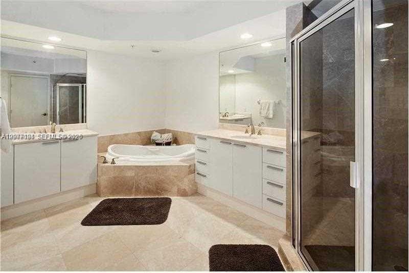 151 AT BISCAYNE · #804 in North Miami - Photo 9