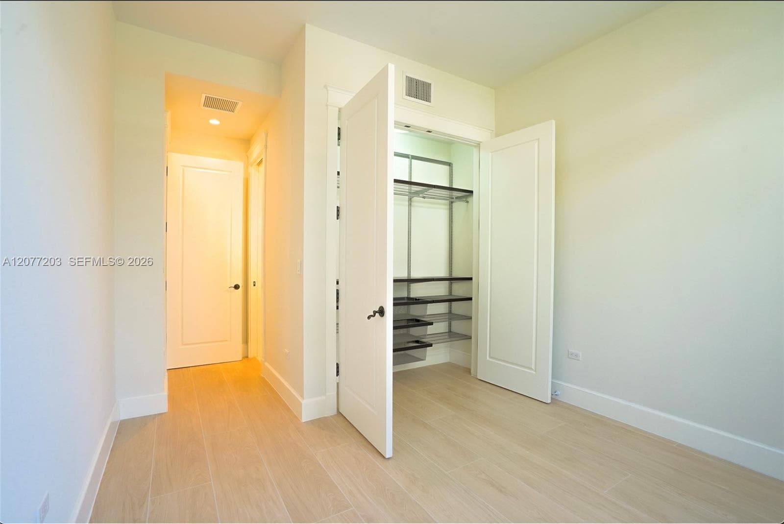 530 Valencia Ave #3 photo 42