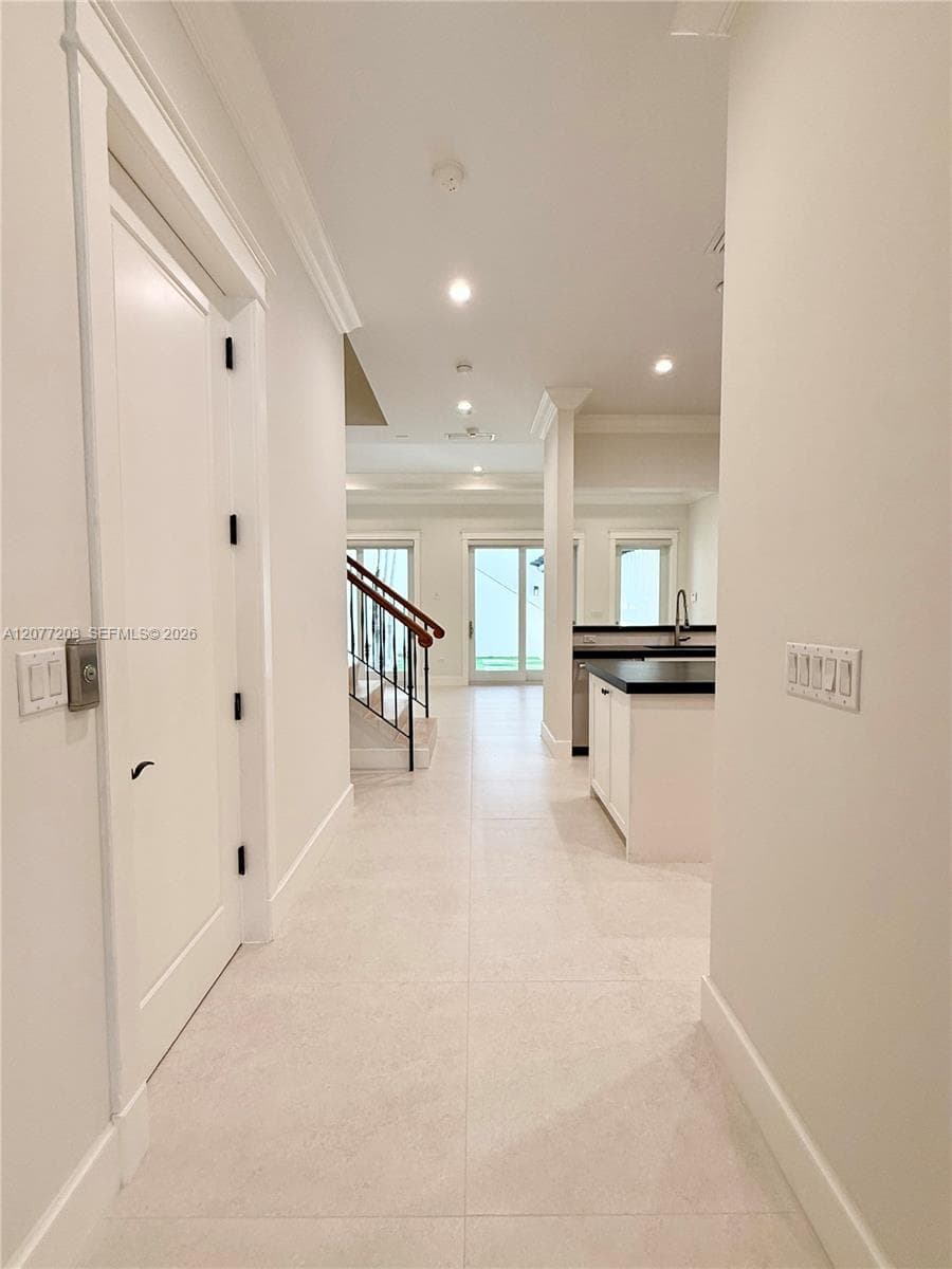 530 Valencia Ave #3 photo 7